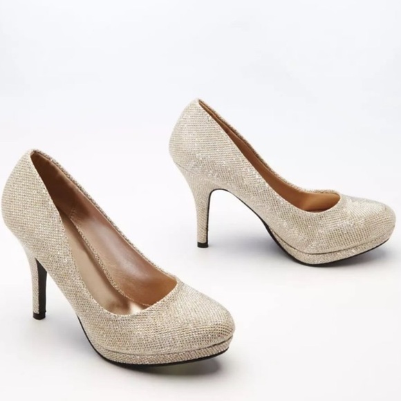 David’s Bridal Gold Mesh Heel Wedding Shoes - Picture 1 of 2